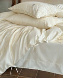 100SBelle de Crème Bedding Set