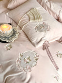 Maison Amour Bedding Set