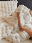 Serenité Royale Fur Blanket