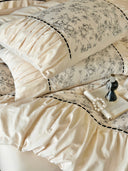 100S Regal Elegance Bedding Set